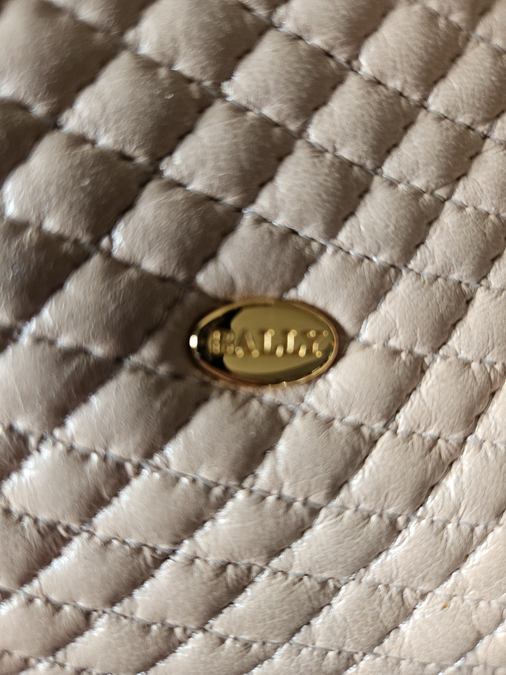 Bally Quilted Crossbody Bag in Blush Pink with Clear Top Handle - Picture 5 of 11